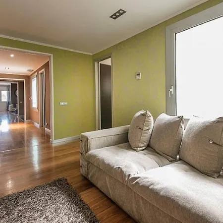 10 Persons In Luxury Barcelona